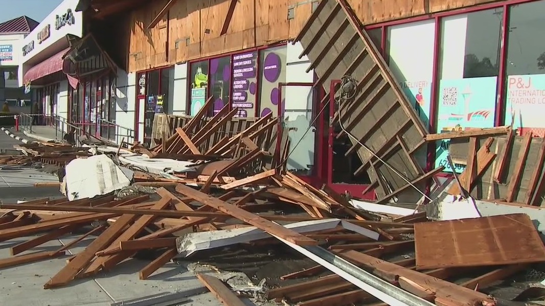 Temple City building collapse: 6 people rescued after being trapped inside