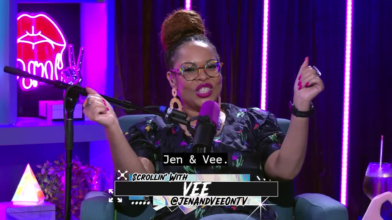 Behold, the White Panther | Scrollin' With Jen & Vee