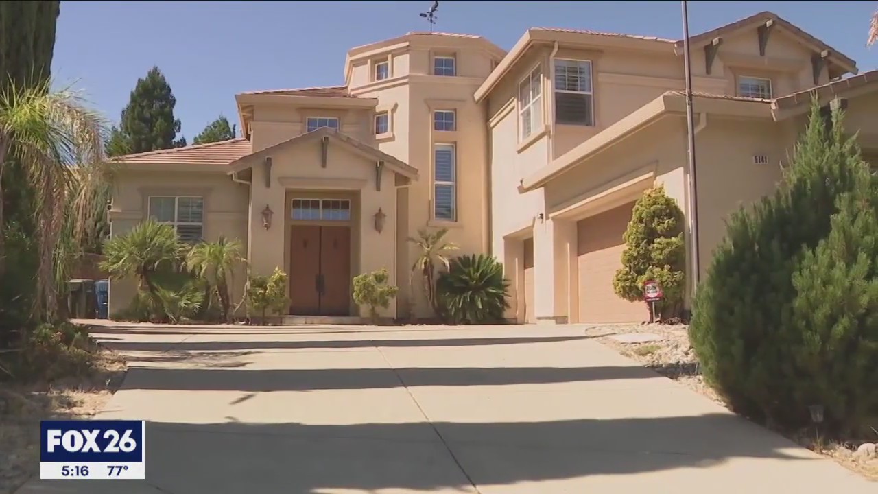 Mortgage rates hit 23-year high at 7.49%: expert analysis