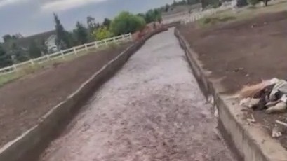 Heavy rain floods parts of Flagstaff