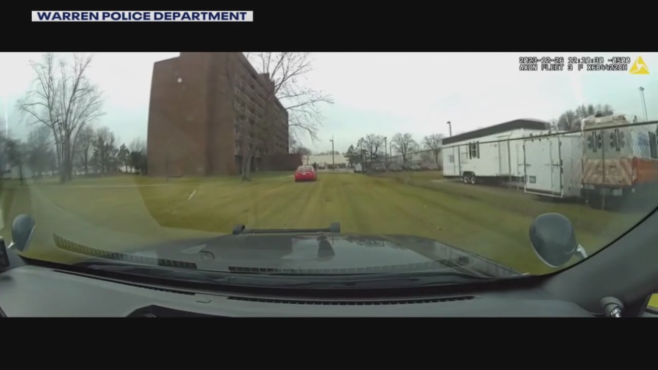 Police dashcam shows chase, fatal crash