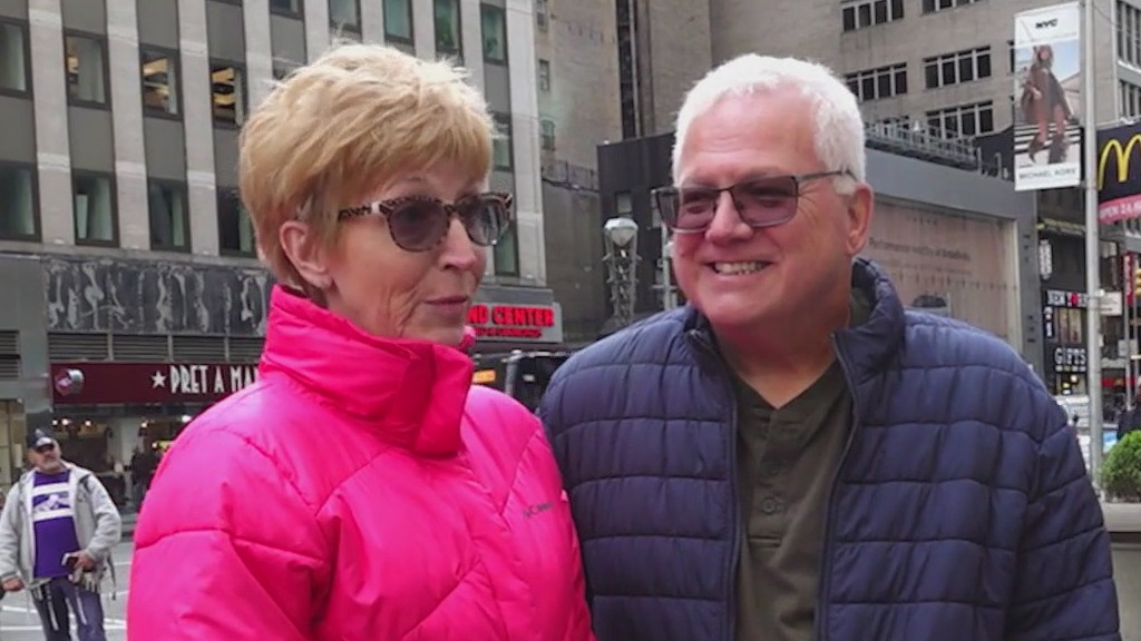 Shoppers, businesses brace for holiday season blitz