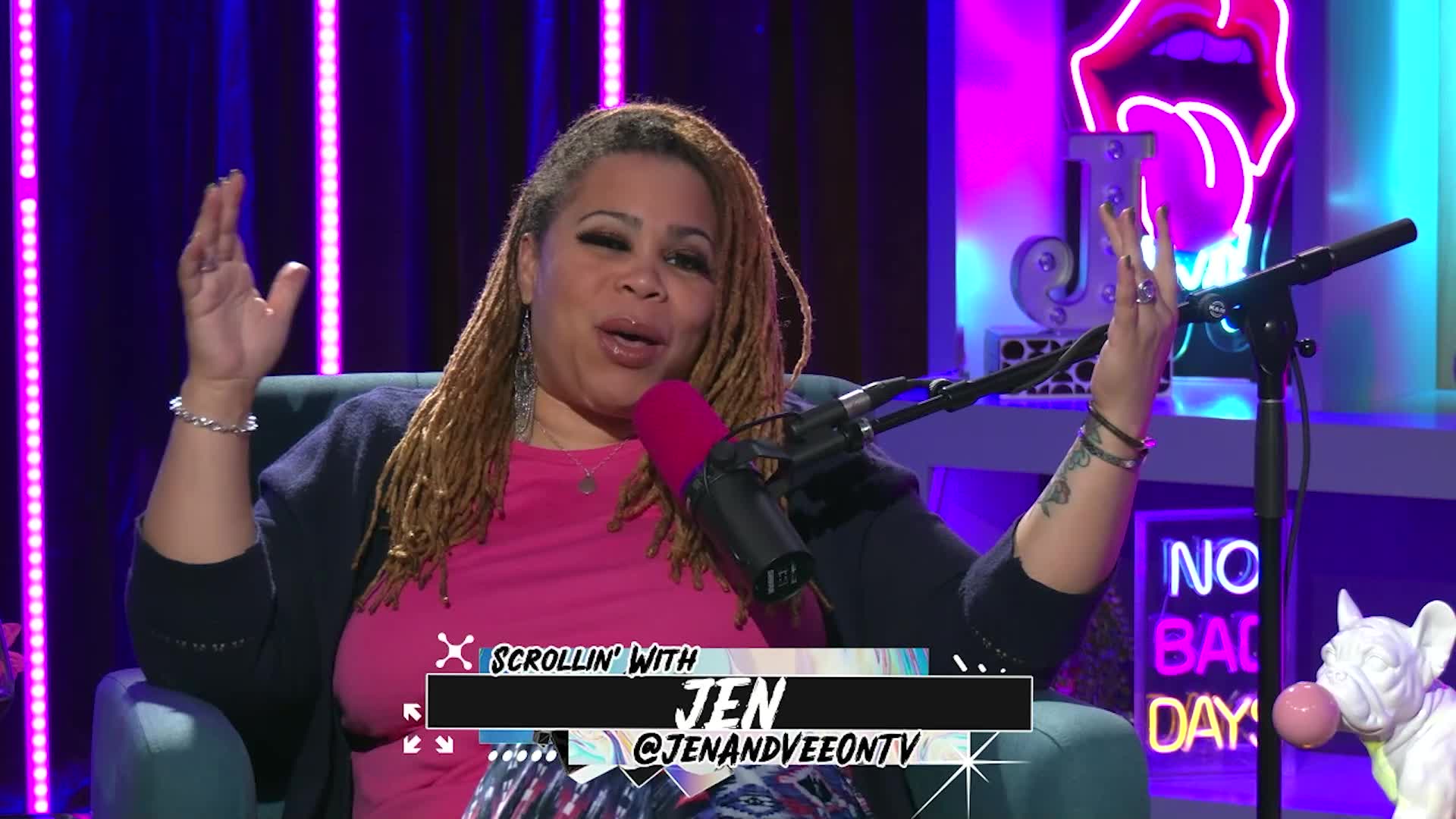 She's 50?!?! | Scrollin' With Jen & Vee