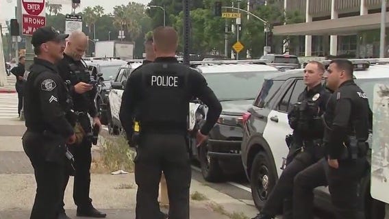 LA authorities prepare for 4th day of anti-ICE protetss