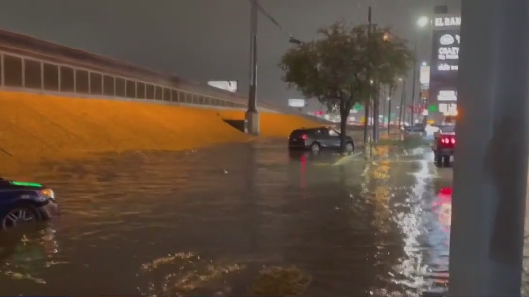 Houston city officials say they're prepared for cold weather