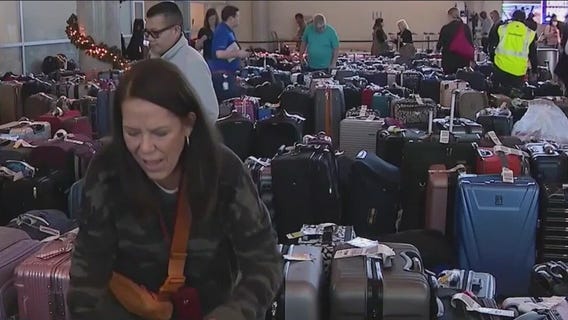 U.S. transportation officials look to avoid repeat of last year's holiday travel nightmare