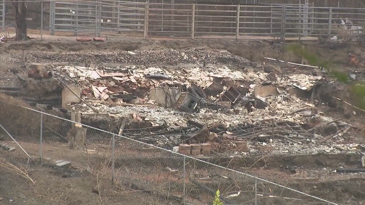 Malibu residents living in burn areas prepared to evacuate if necessary