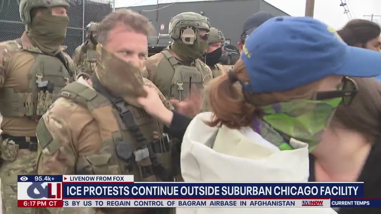 ICE protests turn tense in suburban Chicago