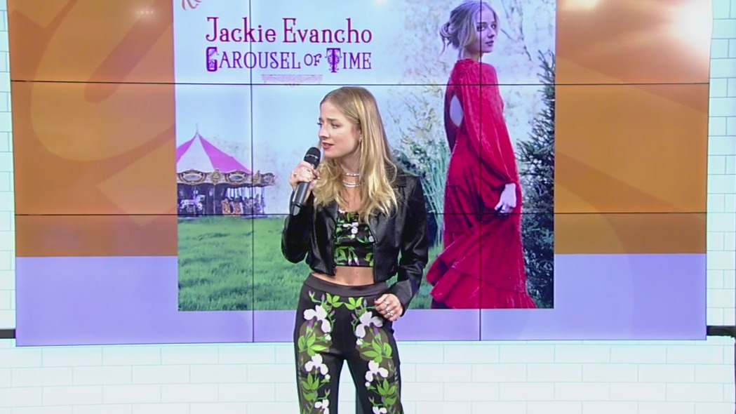 Jackie Evancho performs 'Blue'