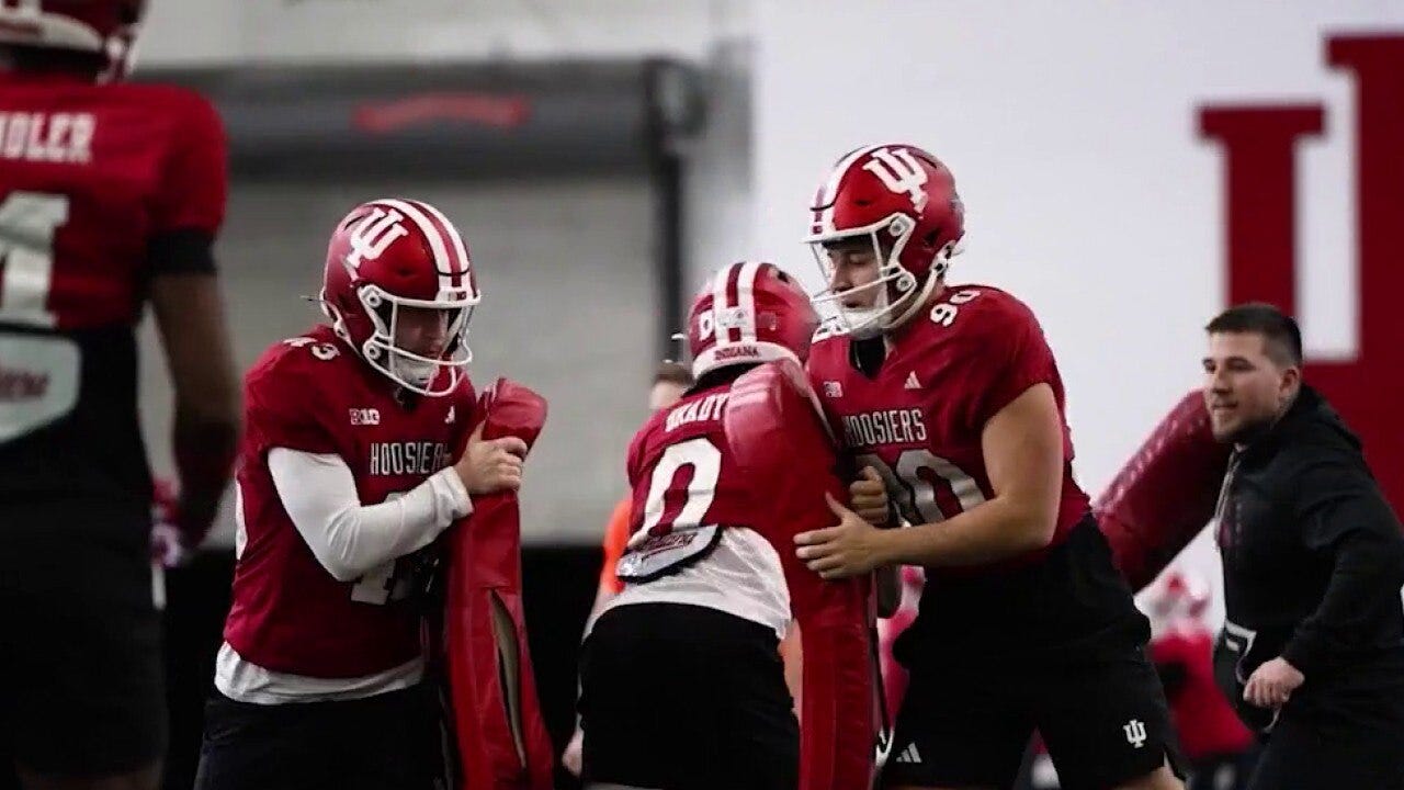 Thousands of fans ready for Peach Bowl tonight in downtown Atlanta