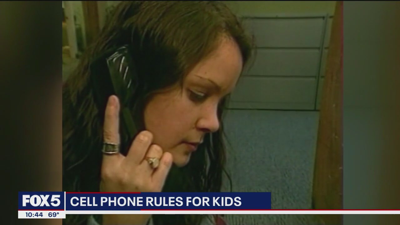 What is the kitchen phone rule?