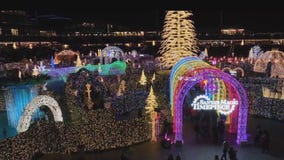 Largest Christmas light show comes to LA