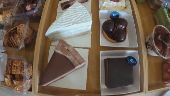 Fun, Tasty Desserts at Cakeposer