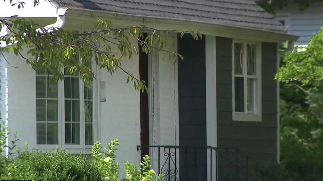 Community on alert after $75K home invasion in New Rochelle