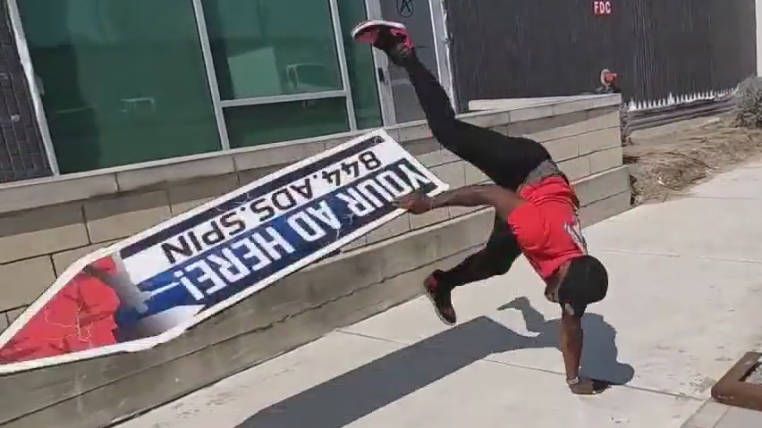 Houston sign-spinners prep for world championship