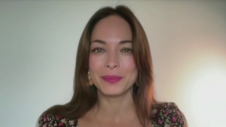 Kristin Kreuk previews the season premiere of new FOX show 'Murder in a Small Town'