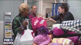Blanket giveaway helps Tampa Bay Area families