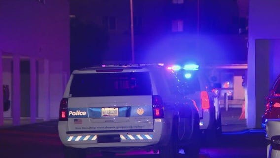 Man hurt in west Phoenix shooting