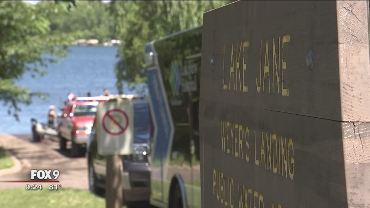 Capsized canoe leads to drowning on Lake Jane