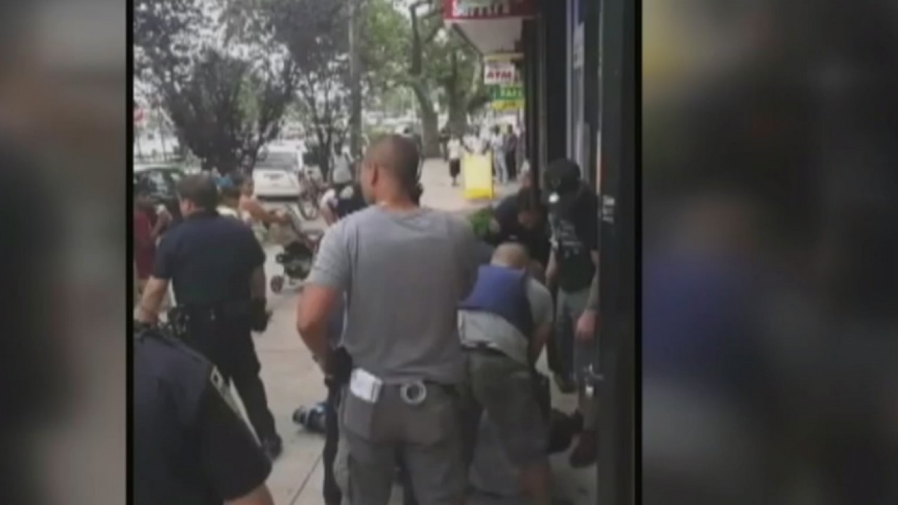 NYPD to probe cops in Garner case