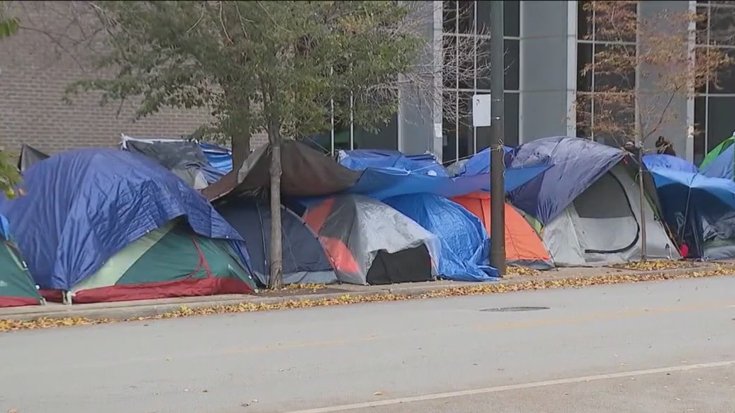 Residents, city leaders to discuss migrant housing in Gage Park Tuesday night