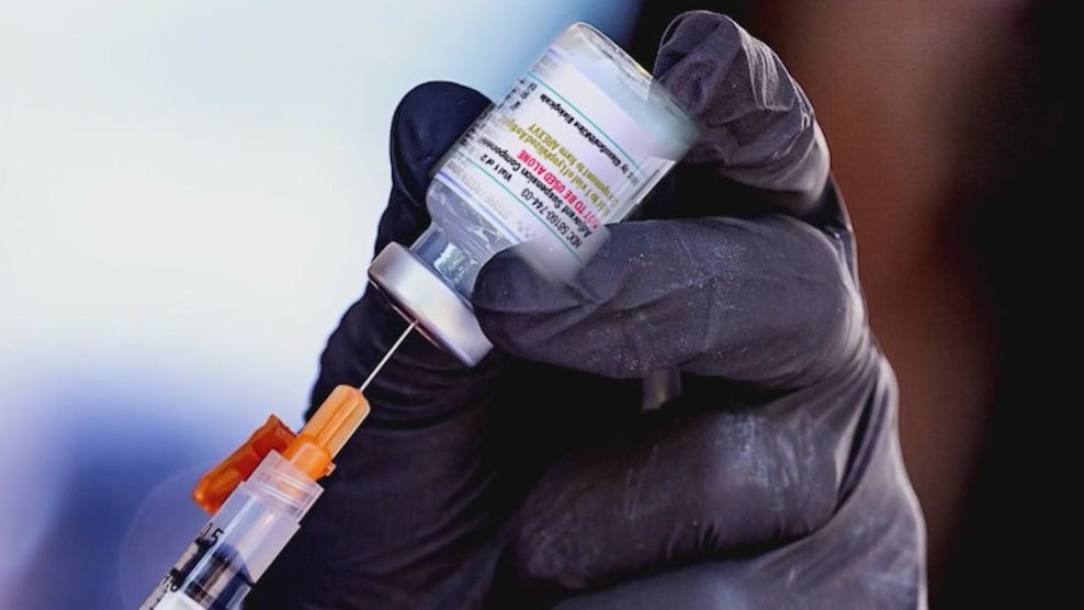 FDA approves first vaccine for RSV in seniors