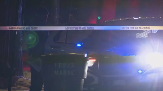 Detroit police officer dragged by suspect, fires shot