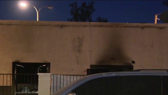 Officer suffers smoke inhalation in Phoenix apartment fire