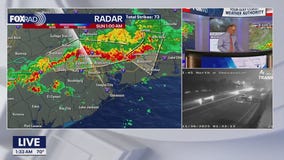 Heavy rain moves across Houston area Sunday morning