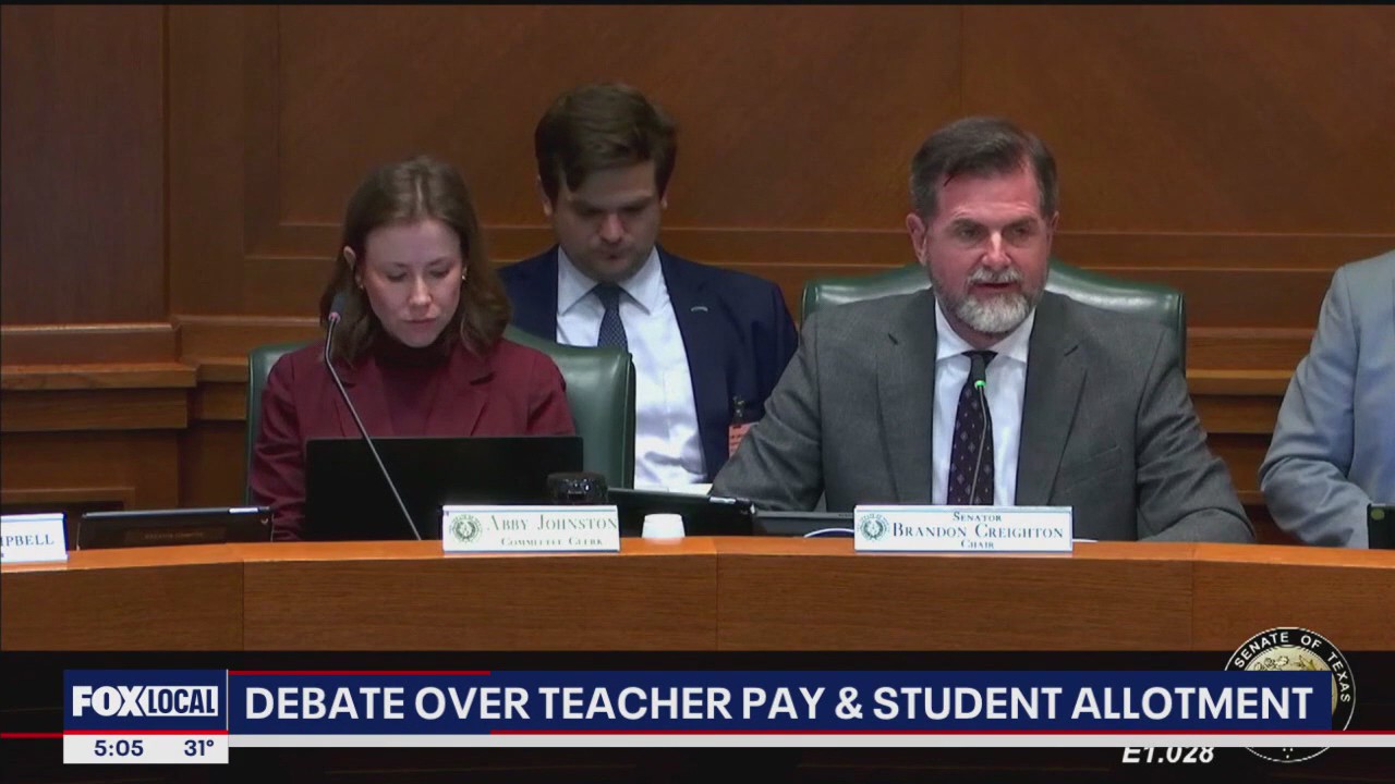 Debate of Texas teacher pay & student allotment
