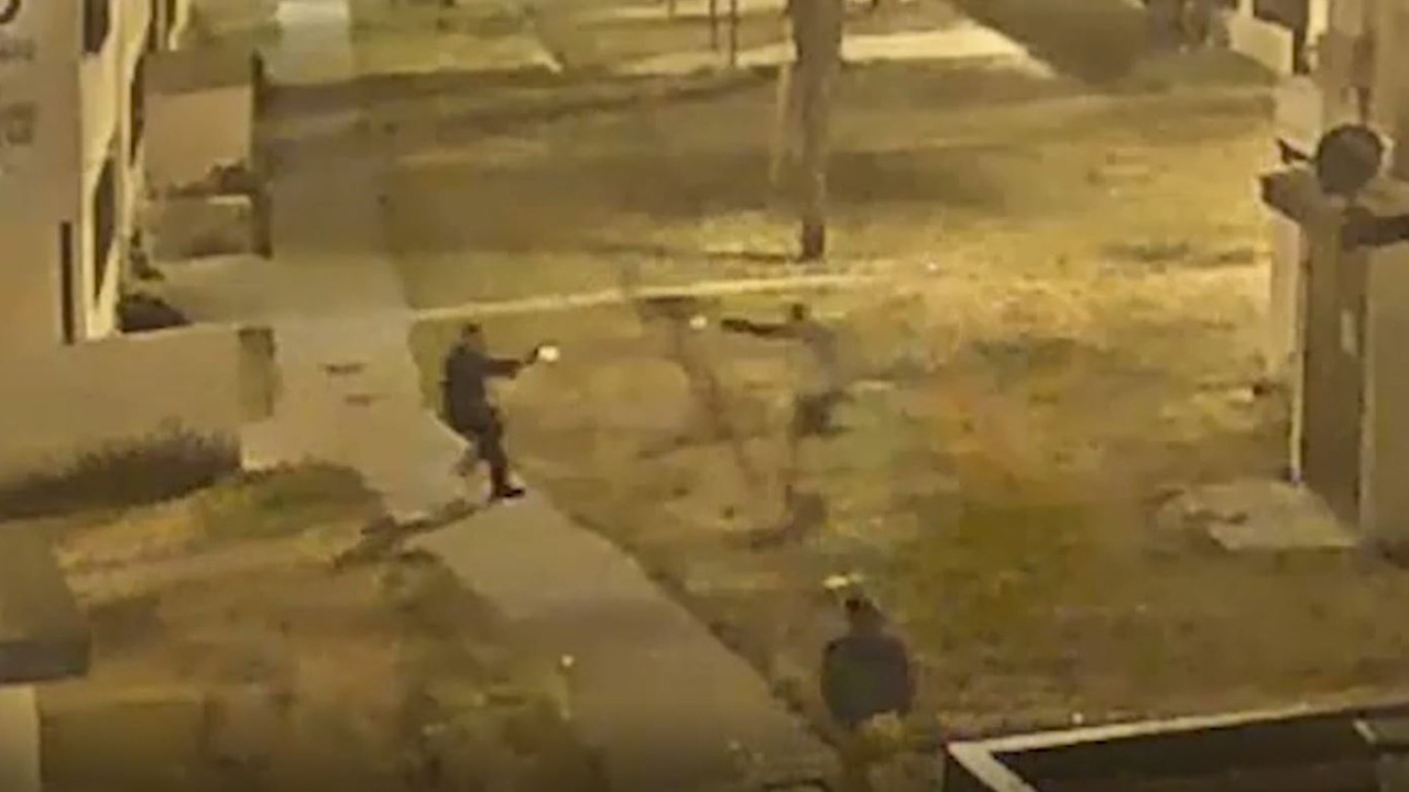 LAPD in gun battle with suspect