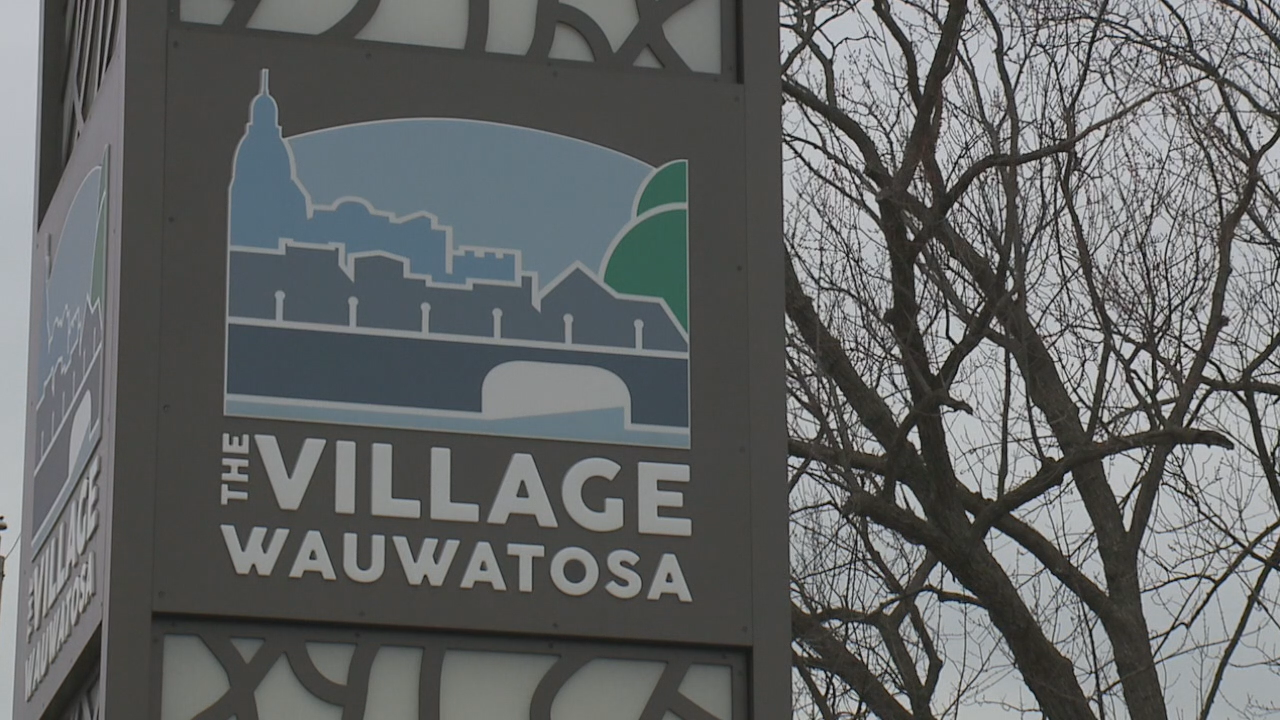 Wauwatosa committee approves mask ordinance extension