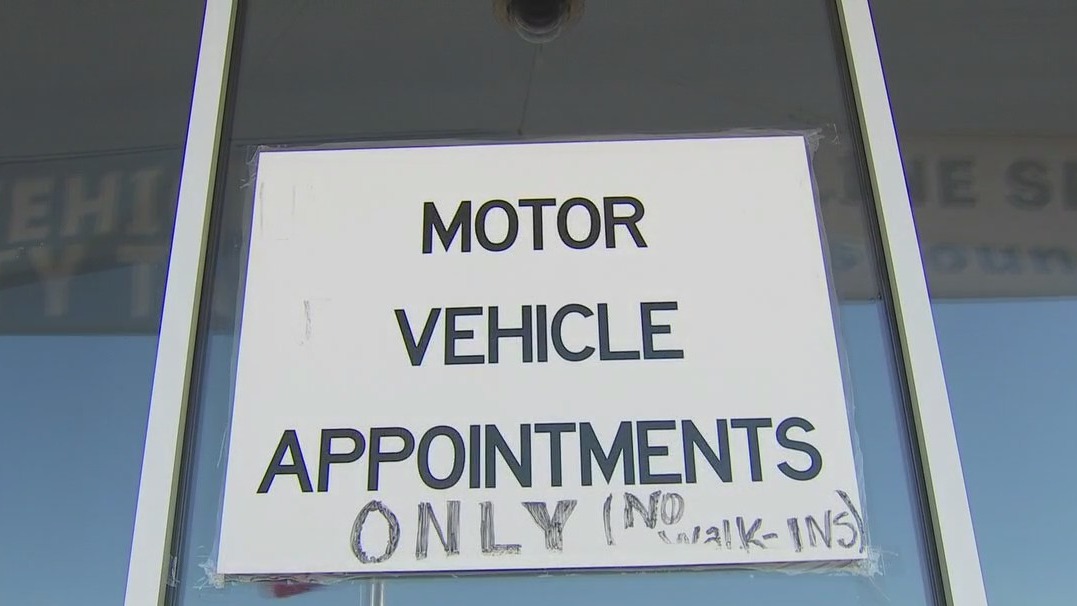 Month-long wait times to register cars in Texas becoming norm