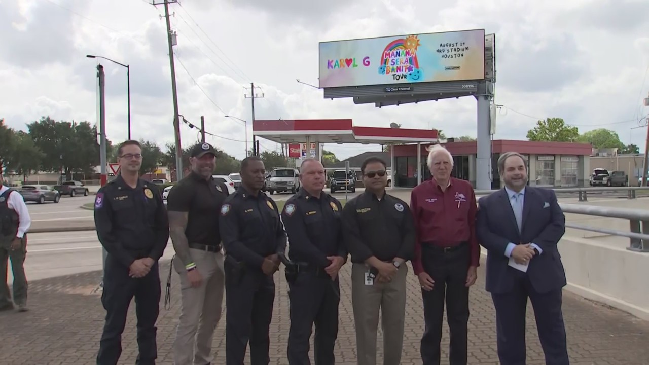 Hurricane season preparedness: Fort Bend County leaders launch billboard campaign