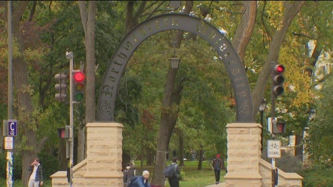 Evanston mayor demands details on Northwestern’s deal with Trump admin