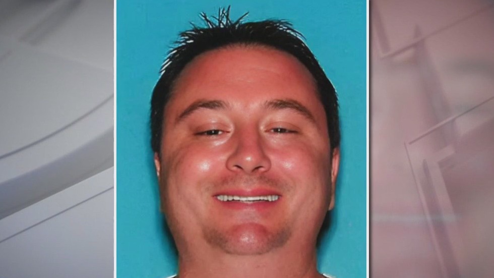 Ventura Co. educator charged with molesting students