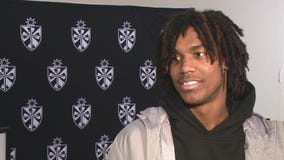 Local high school junior receives huge surprise from Chicago Bears