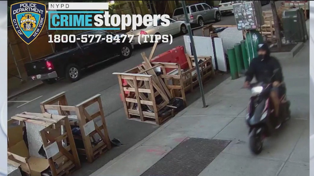 Scooter bandit sought in headphone robberies