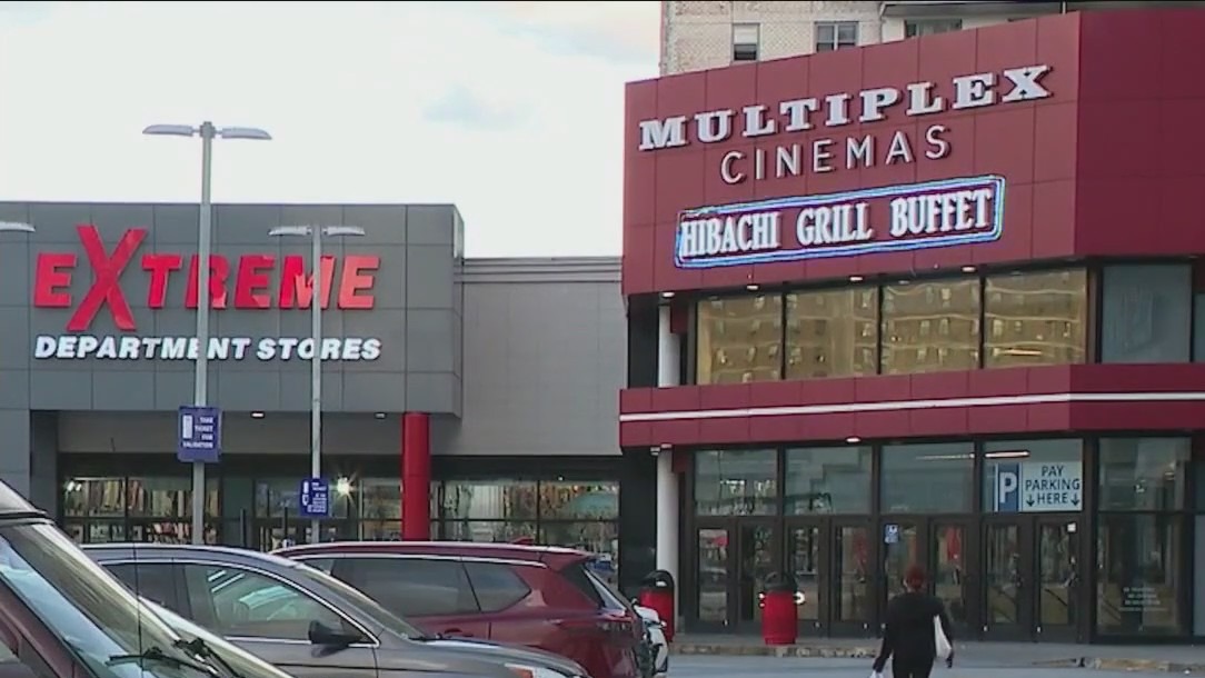 Final curtain call for Bronx movie theater