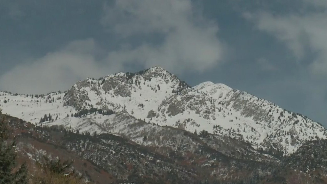 Experts warn of dangerous social media ski trends