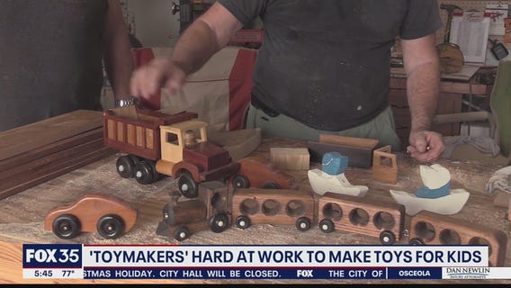 Toymakers hard at work to make toys for kids