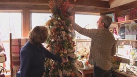 Updating Christmas Décor at Floral and Hardy