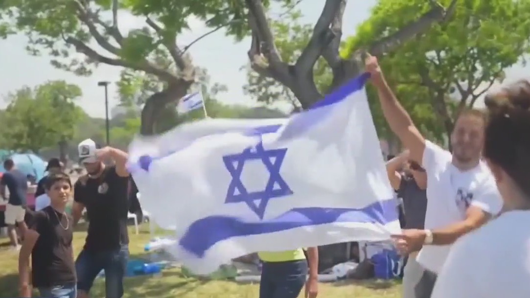 Israel marks Independence Day under shadow of war