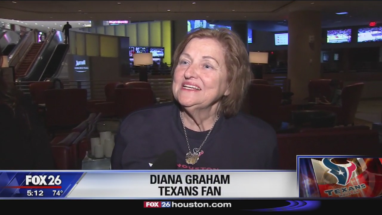 Despite odds, dedicated Texans fans in New England