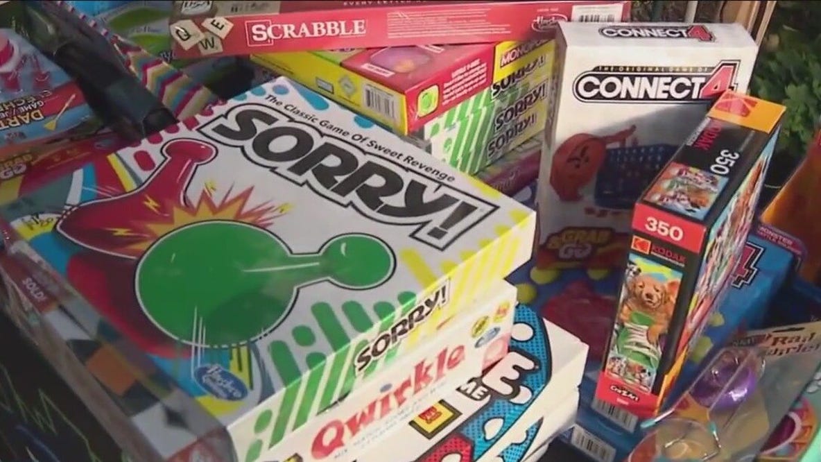 Versiti, Big Brothers Big Sisters unite for Holiday of Hope blood, toy drive