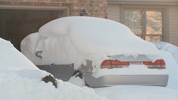 Nearly 18 inches of snow pummels Racine