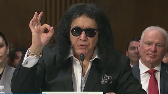 Gene Simmons urges Congress to OK radio royalties