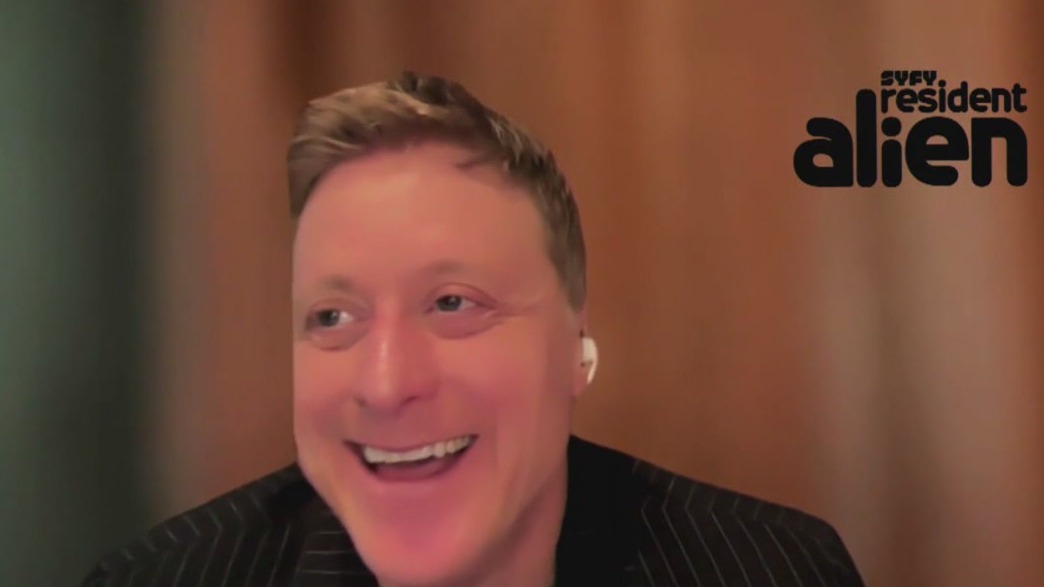 Alan Tudyk previews Season 3 of 'Resident Alien'