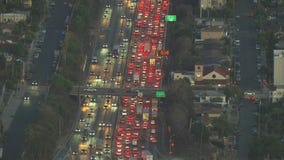 Thanksgiving traffic in LA in full swing
