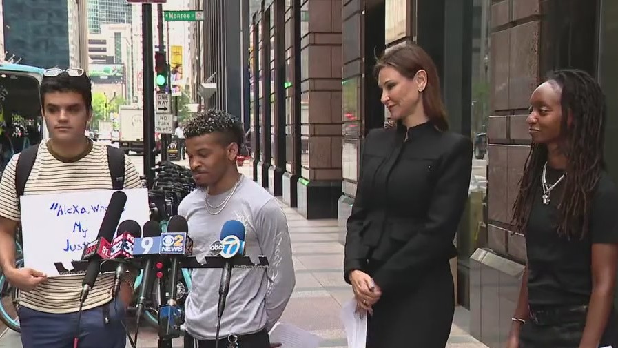 Amazon workers detail discrimination, threats at Joliet warehouse facility